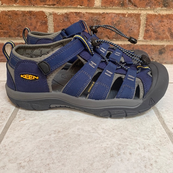 KEEN Newport Youth Waterproof Sandals Unisex Girls Boys 9212-Navy Blue US Size 5 - Picture 5 of 15